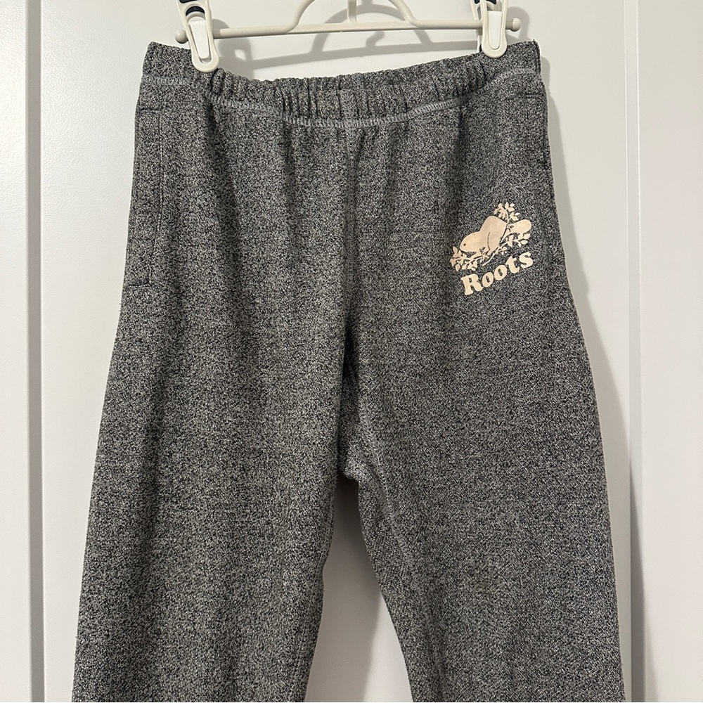 Roots Salt and Pepper Gray Jogger Style Sweatpants Size XXS Kids - Picture 3 of 11